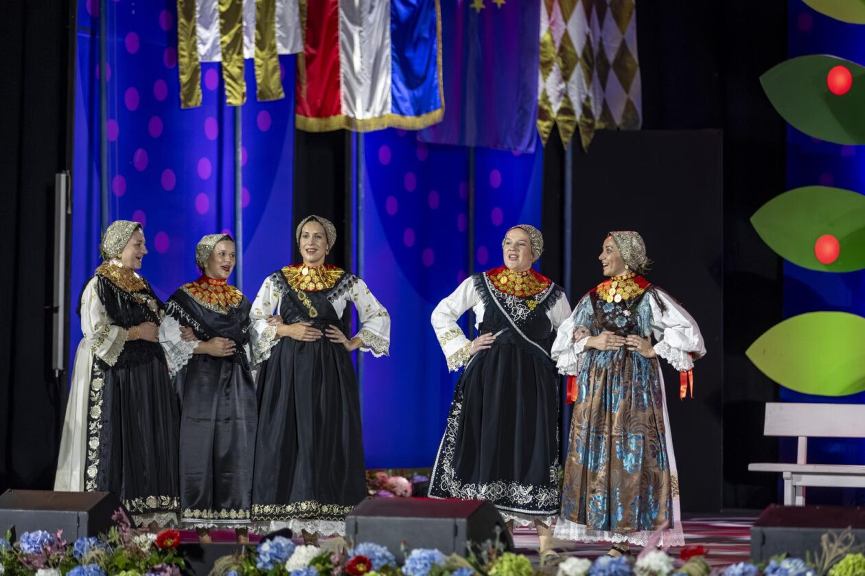 Vinkovci: 60. Vinkovačke jeseni pod sloganom “Jesen rumeni jabuka”