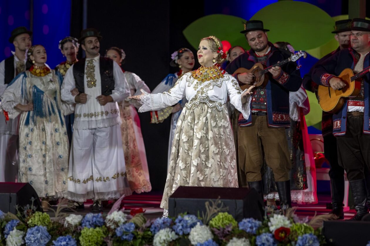 Vinkovci: 60. Vinkovačke jeseni pod sloganom “Jesen rumeni jabuka”