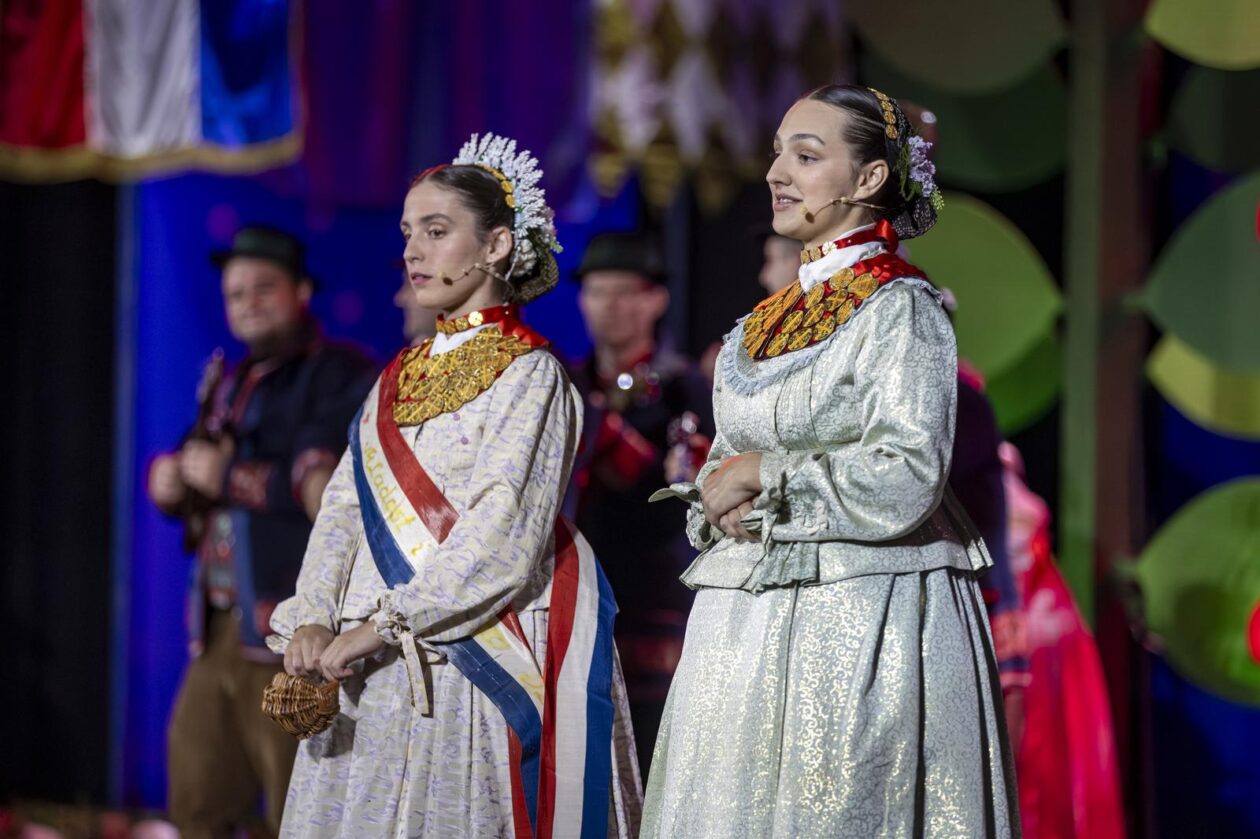 Vinkovci: 60. Vinkovačke jeseni pod sloganom “Jesen rumeni jabuka”