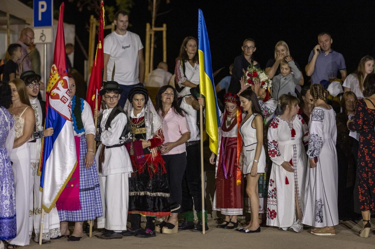 Vinkovci: Etno frizure svijeta na Vinkovačkim jesenima