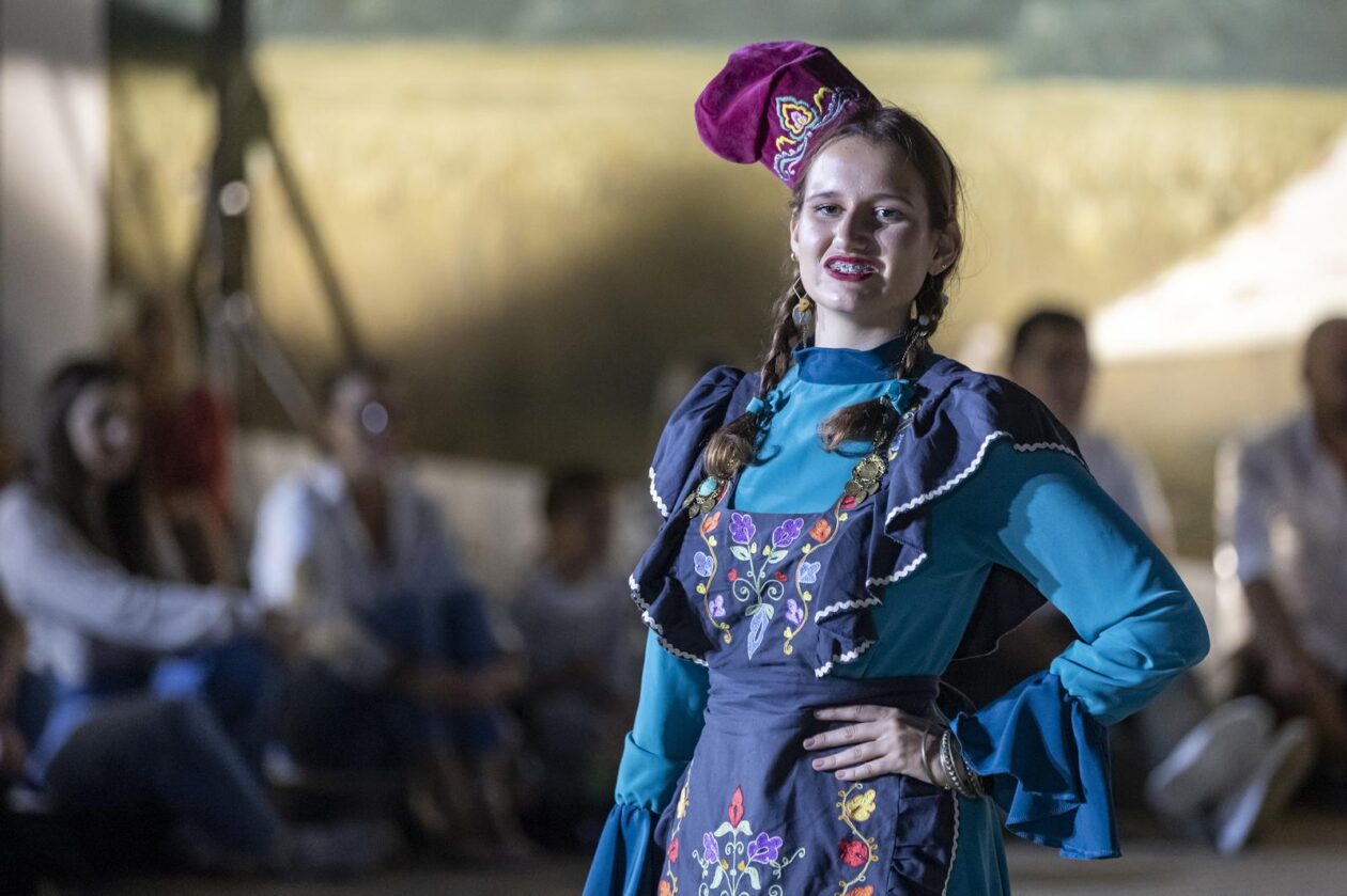 Vinkovci: Etno frizure svijeta na Vinkovačkim jesenima