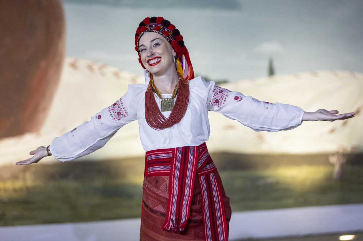 Vinkovci: Etno frizure svijeta na Vinkovačkim jesenima