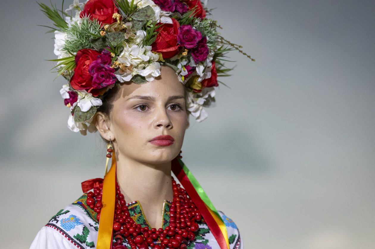 Vinkovci: Etno frizure svijeta na Vinkovačkim jesenima