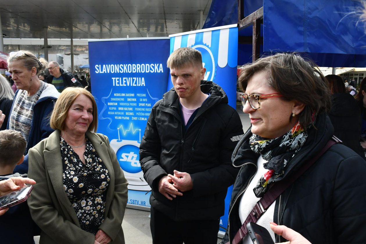 Slavonski Brod: Tradicionalna darovna akcija ‘Dan palačinki’, za pomoć Kristijanu Jandričiću