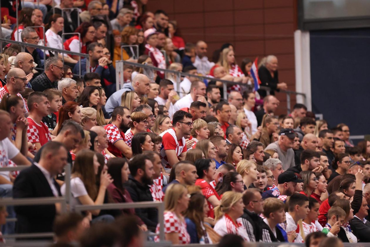 Osijek: Prijateljska utakmica između Hrvatske i Švicarske Osijek: Prijateljska utakmica između Hrvatske i Švicarske