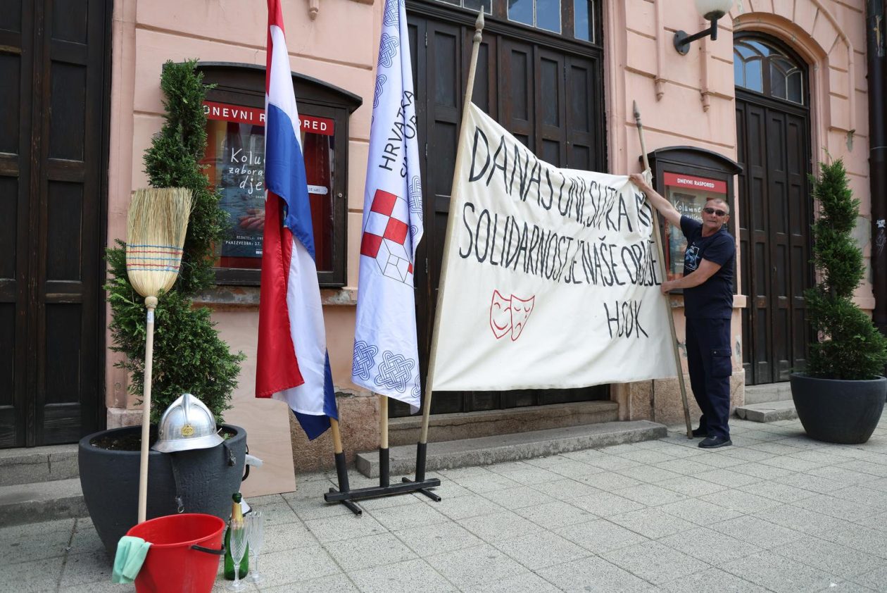prosvjed djelatnika hnk