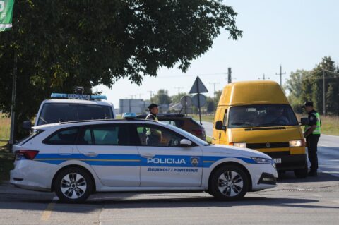 Policijski punkt na ulazu