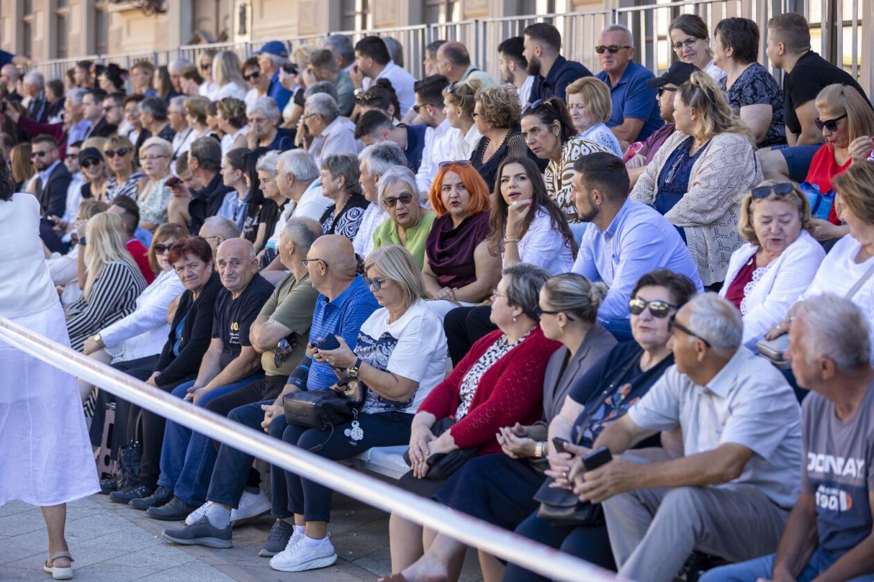 60. Vinkovačke jeseni – svačani mimohod 60. Vinkovačke jeseni – svačani mimohod