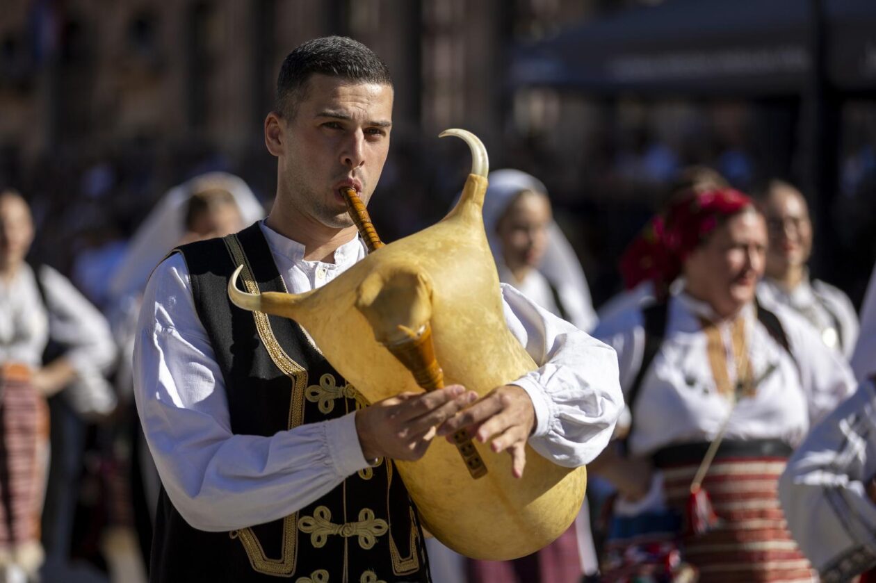 60. Vinkovačke jeseni – svačani mimohod 60. Vinkovačke jeseni – svačani mimohod