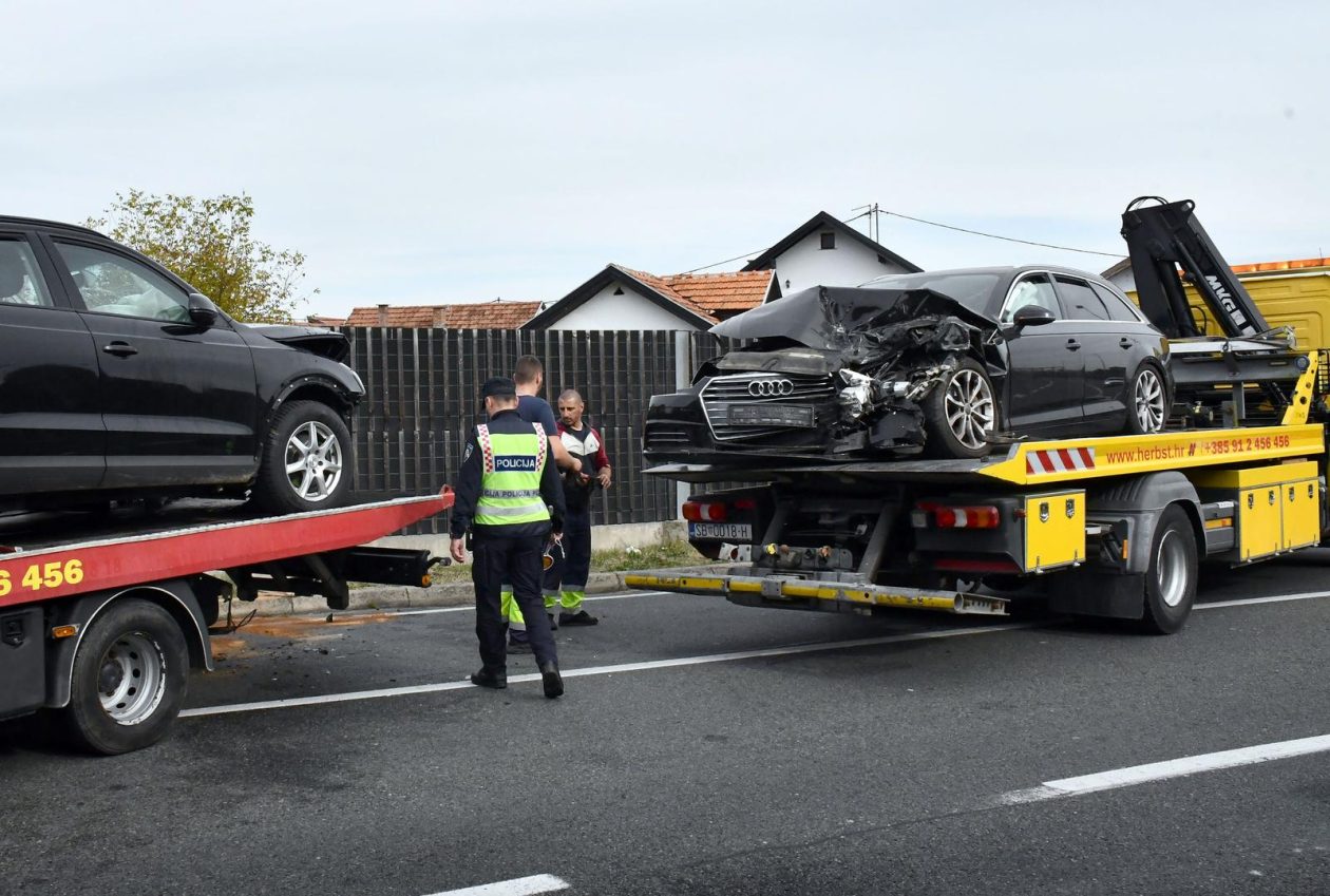 Slavonski Brod: U frontalnom sudaru kod graničnog prijelaza ozlijeđene su četiri osobe