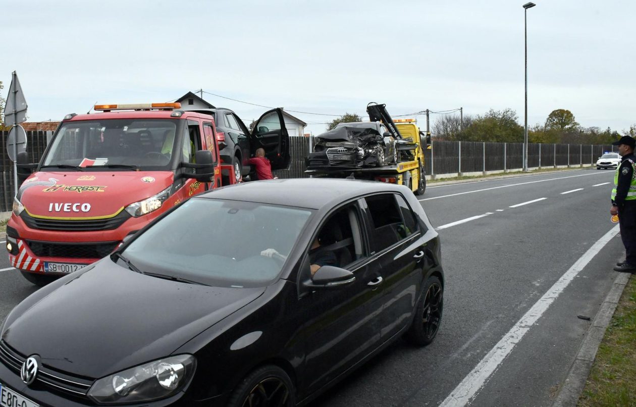 Slavonski Brod: U frontalnom sudaru kod graničnog prijelaza ozlijeđene su četiri osobe