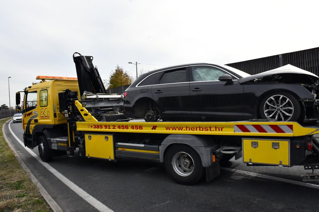 Slavonski Brod: U frontalnom sudaru kod graničnog prijelaza ozlijeđene su četiri osobe