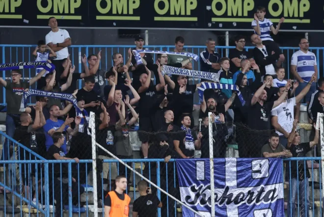 PXL_220924_121048903 PXL_220924_121048903