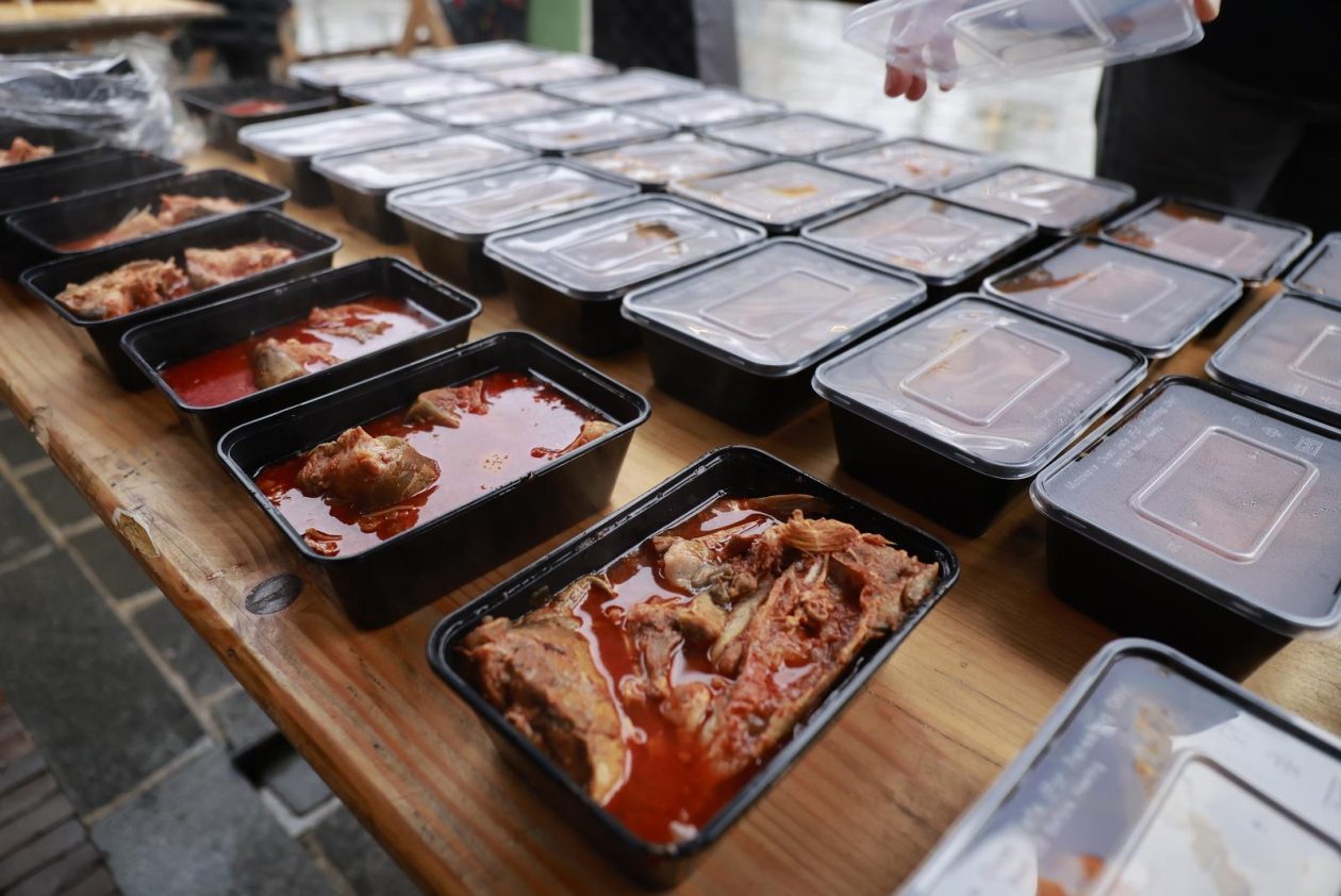 Podjela fiša na Badnjak 2025. Podjela fiša na Badnjak 2025.