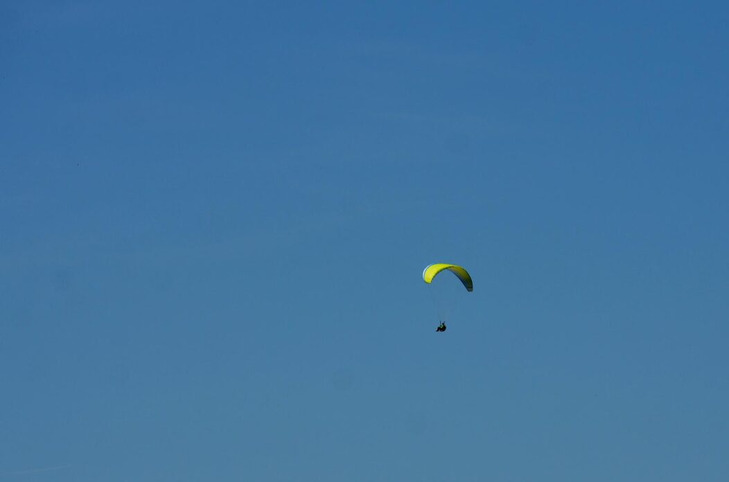 Labinci: Paraglajderi uivali u letenju iznad doline Mirne Labinci: Paraglajderi uivali u letenju iznad doline Mirne