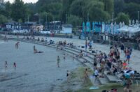 Legice i lege u šetnji u suton