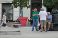 Legice i lege u šetnji u suton