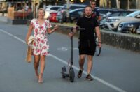 Legice i lege u šetnji u suton
