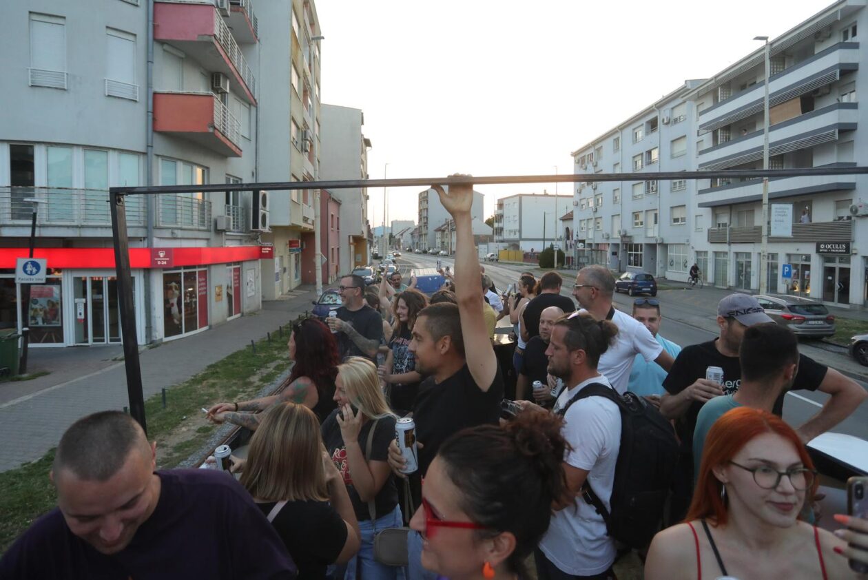 Pokretni rock koncert
