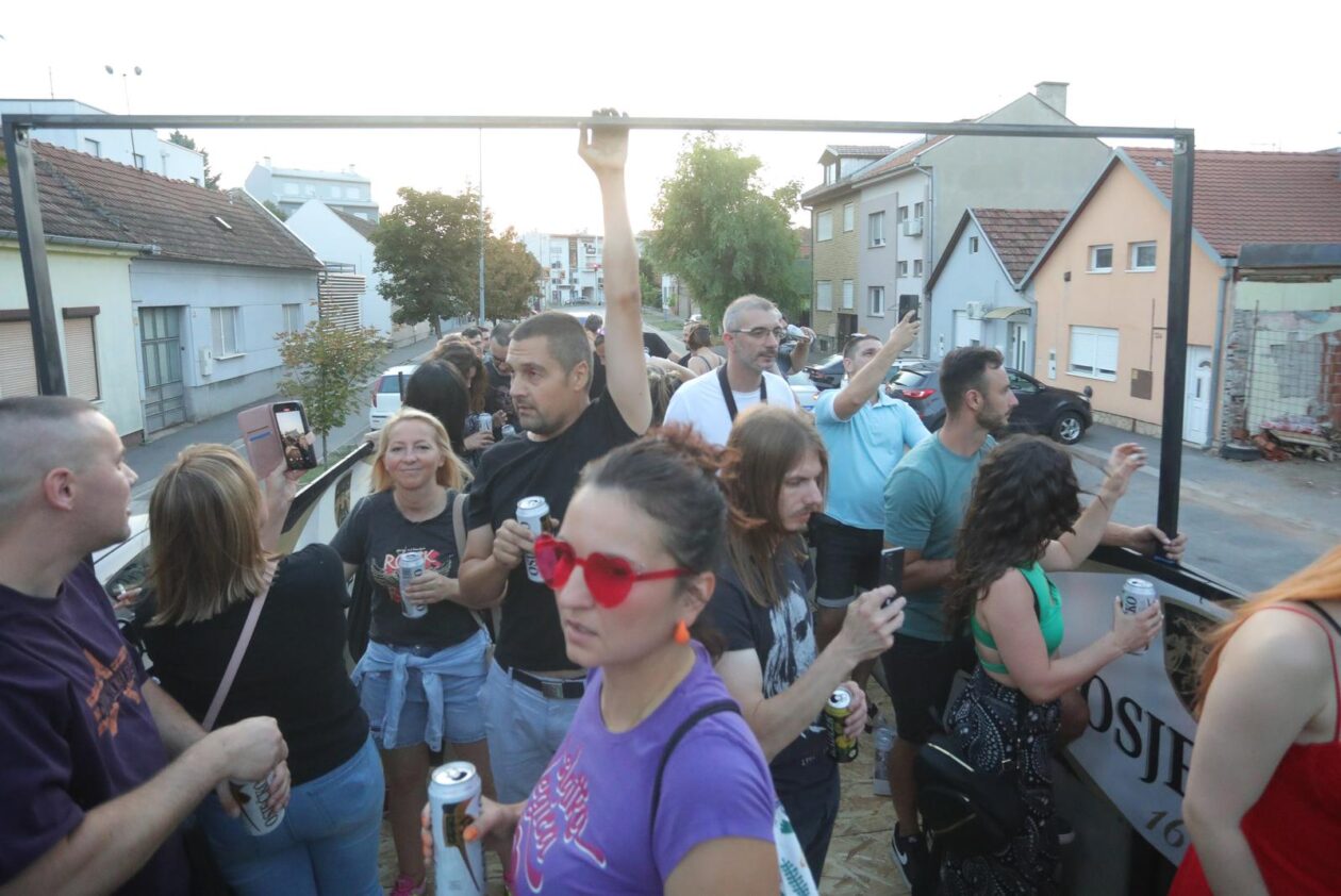Pokretni rock koncert