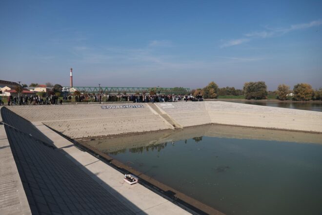 Osijek: Otvorenje nove dionice promenade kojom se spajaju Donji i Gornji grad šetnicom uz rijeku Dravu
