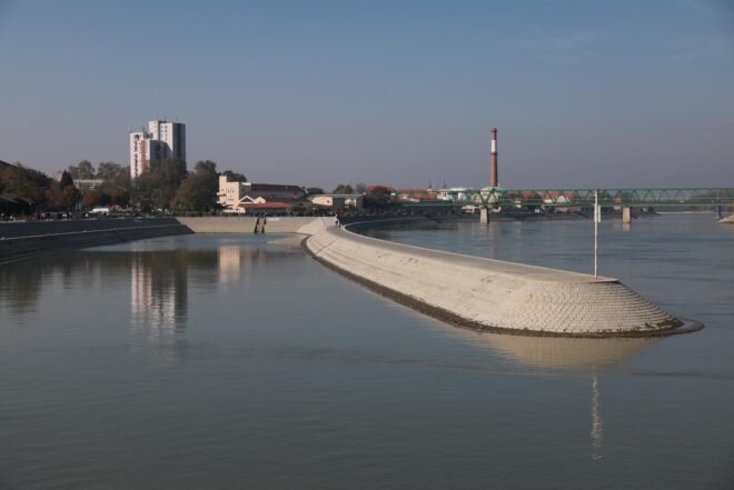 Osijek: Otvorenje nove dionice promenade kojom se spajaju Donji i Gornji grad šetnicom uz rijeku Dravu