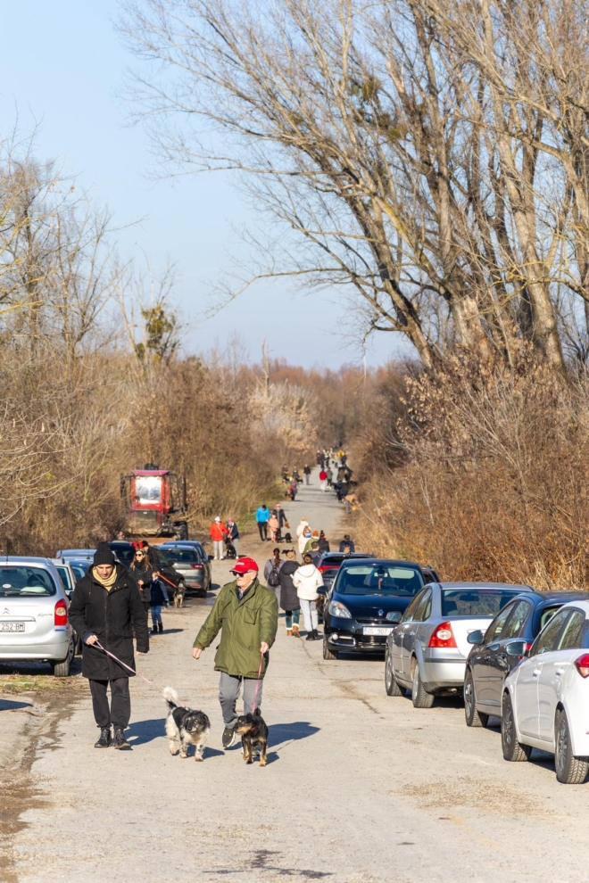 Osijek: U azilu za pse održan je Božićni ručak Osijek: U azilu za pse održan je Božićni ručak