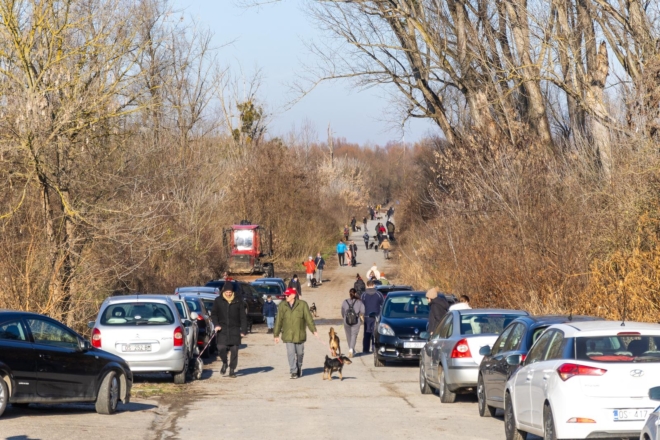 Osijek: U azilu za pse održan je Božićni ručak Osijek: U azilu za pse održan je Božićni ručak