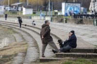 Osijek: Blagdan svetog Stjepana osječani iskoristili za štenju i druženje na obali Drave.