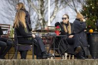 Osijek: Blagdan svetog Stjepana osječani iskoristili za štenju i druženje na obali Drave.