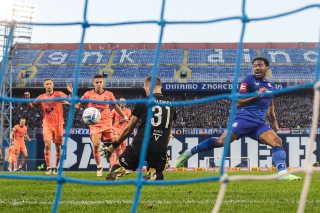 Zagreb: GNK Dinamo i NK Osijek u 11. Kolu Prve HNL