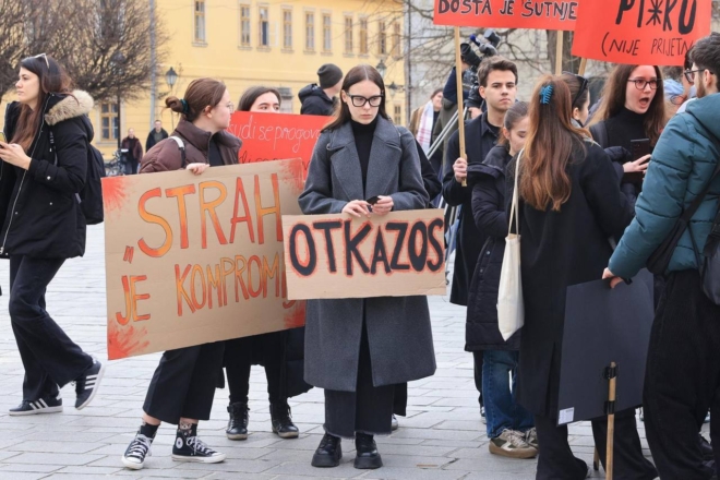 Prosvjed studenata Akademije za umjetnost i kulturu Prosvjed studenata Akademije za umjetnost i kulturu