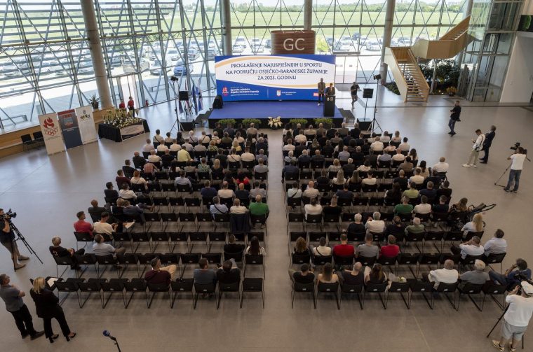 proglašenje najboljih sportašica i sportaša Osječko-baranjske županije proglašenje najboljih sportašica i sportaša Osječko-baranjske županije
