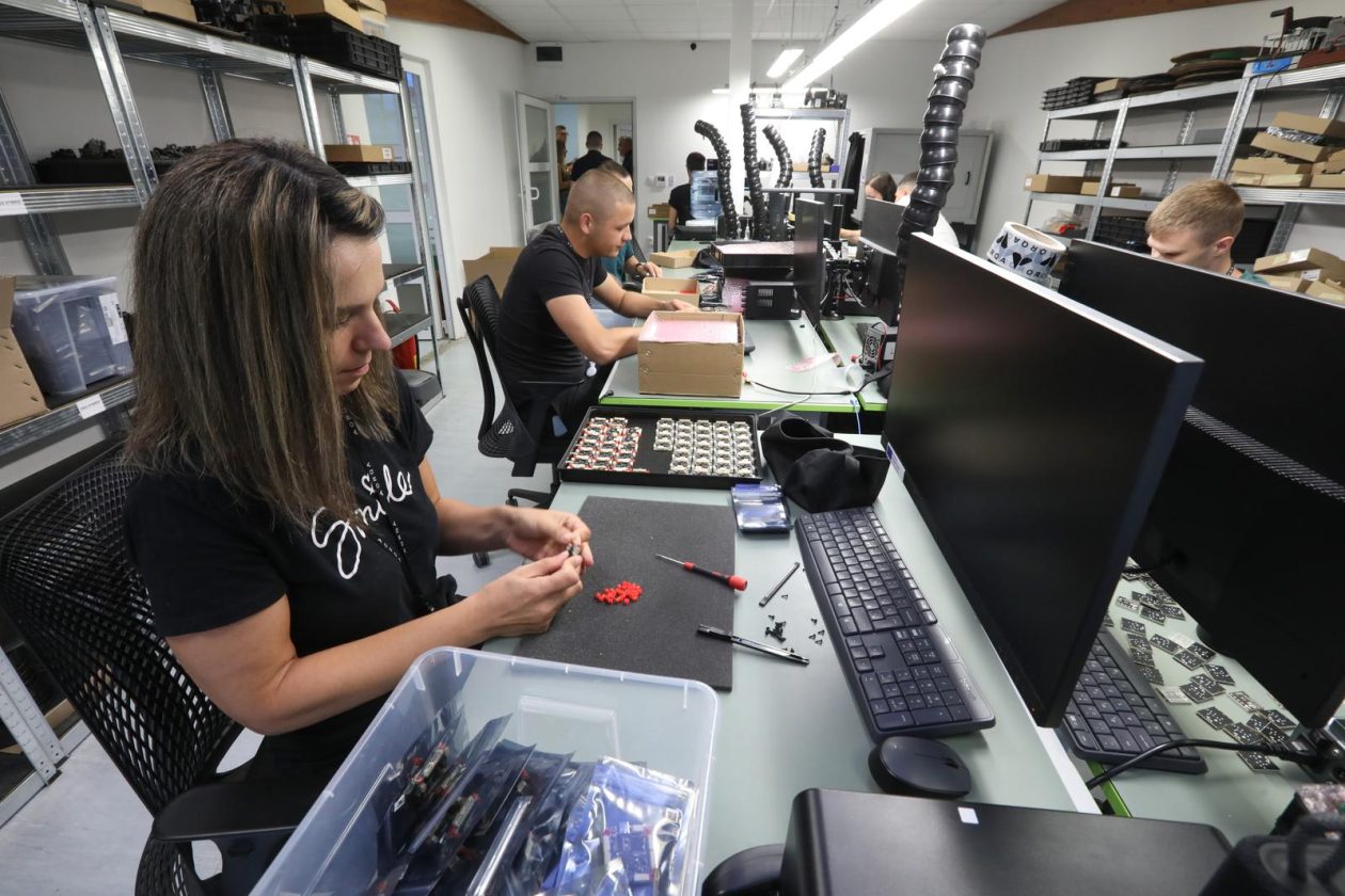 tvrtka orqa tvrtka orqa