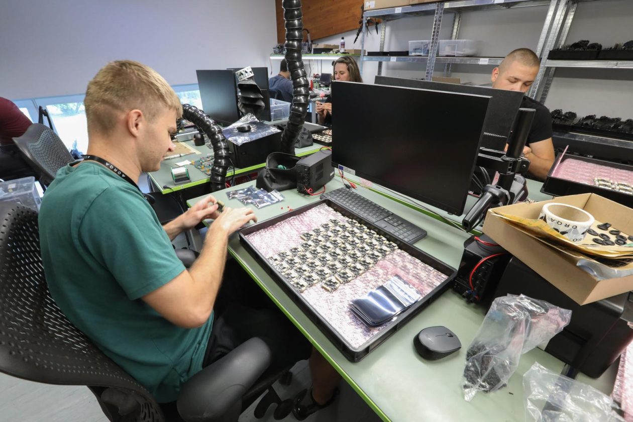 tvrtka orqa tvrtka orqa