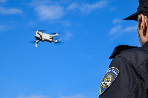 policijski dron policijski dron
