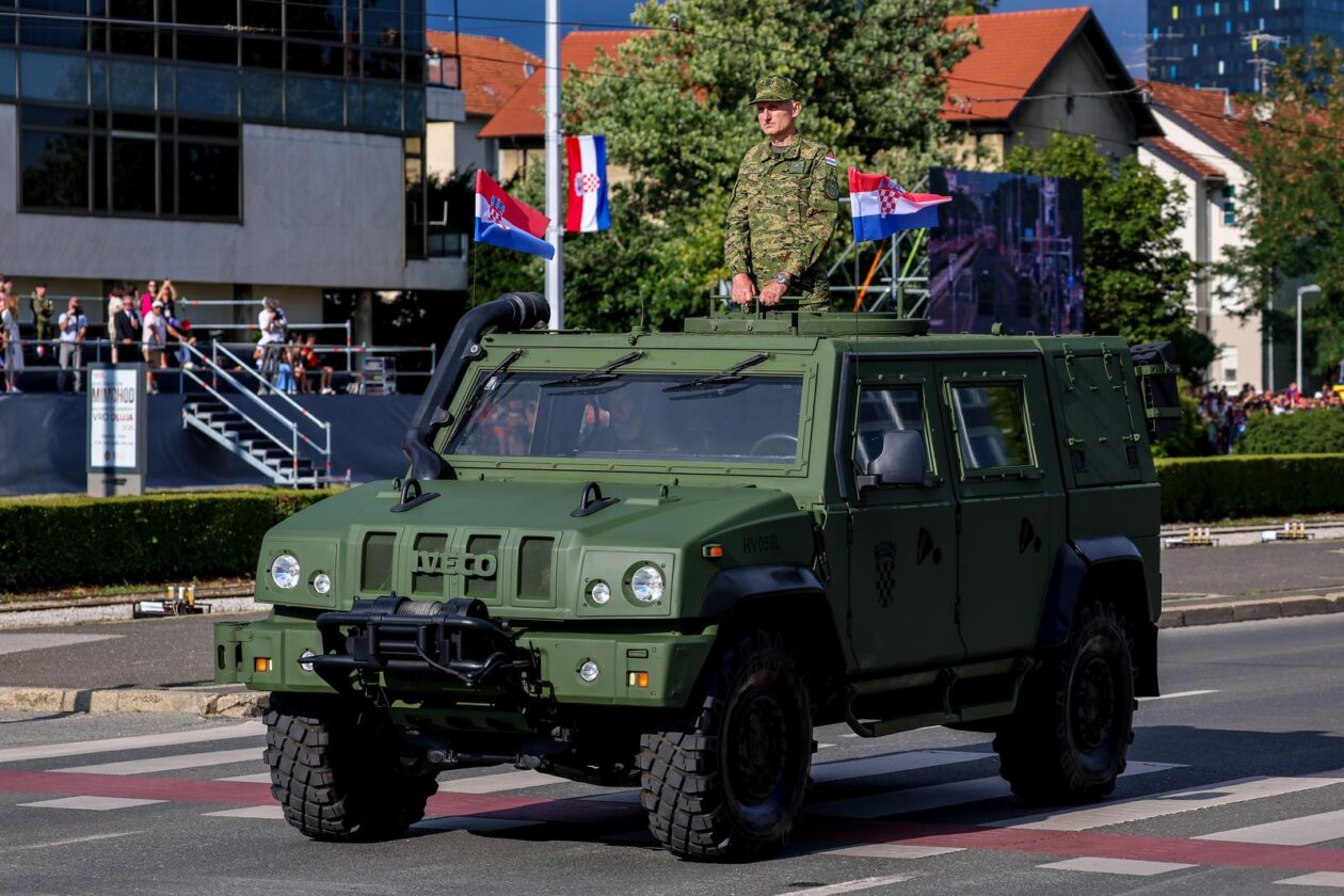 Vojni mimohod 2025.