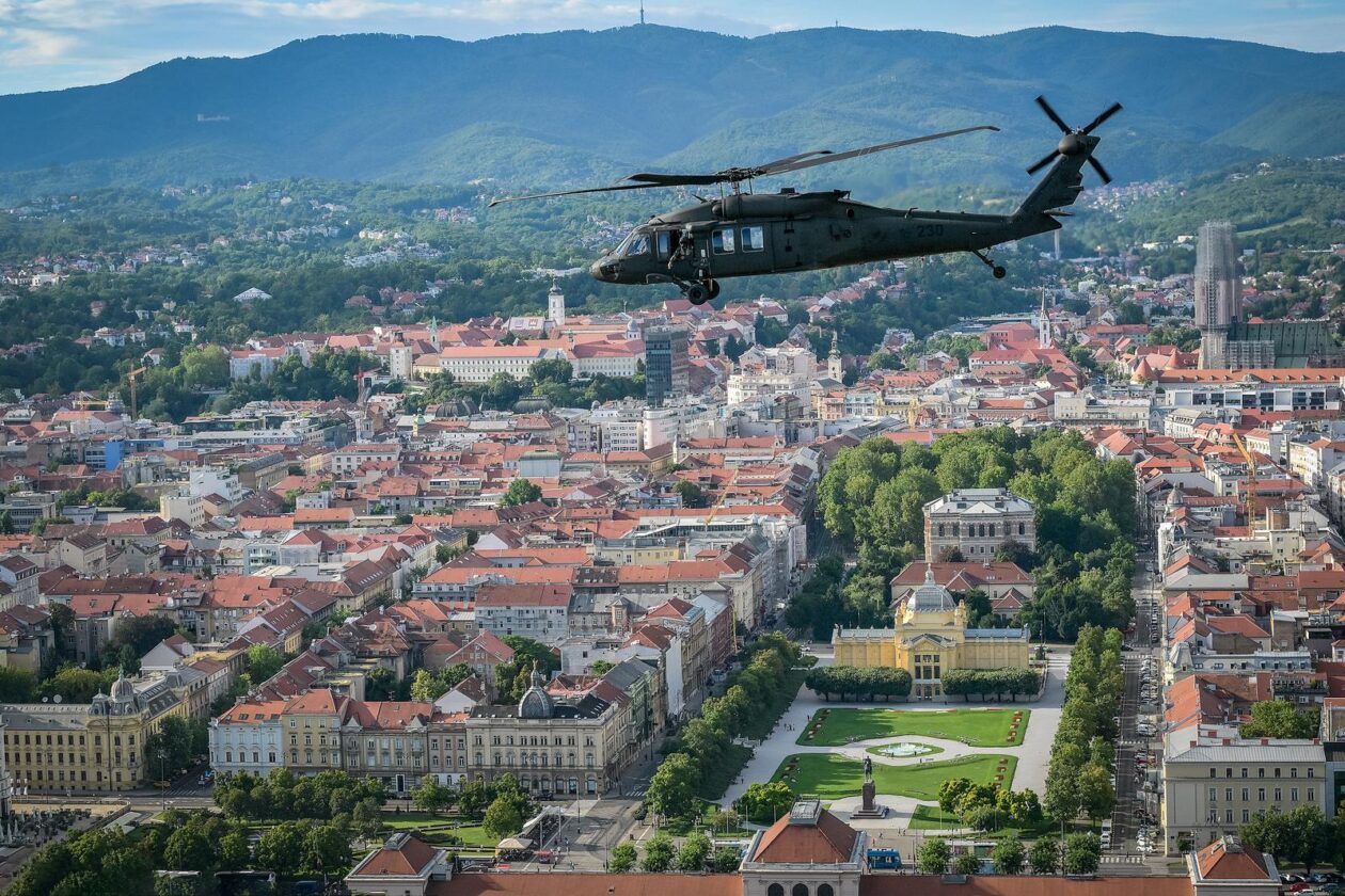 Vojni mimohod 2025.