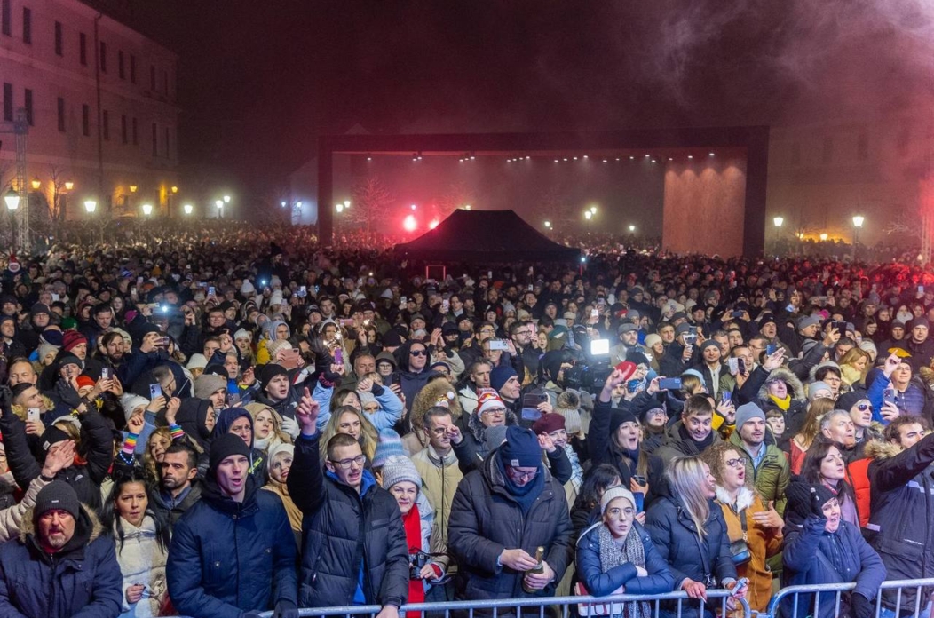 Doček Nove godine 2025. Prljavo kazalište