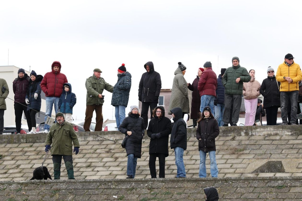 PXL_311225_144098469