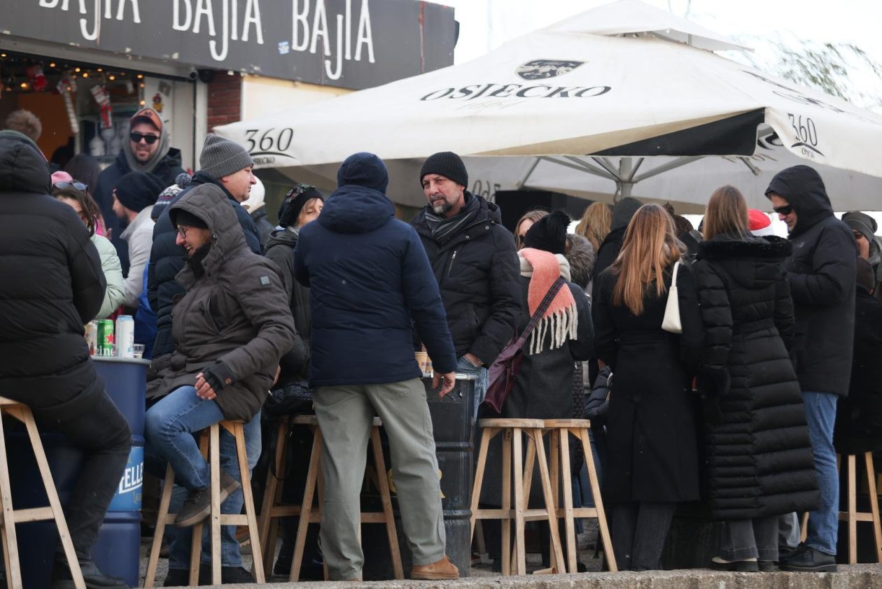 Doček australske nove godine u bajti