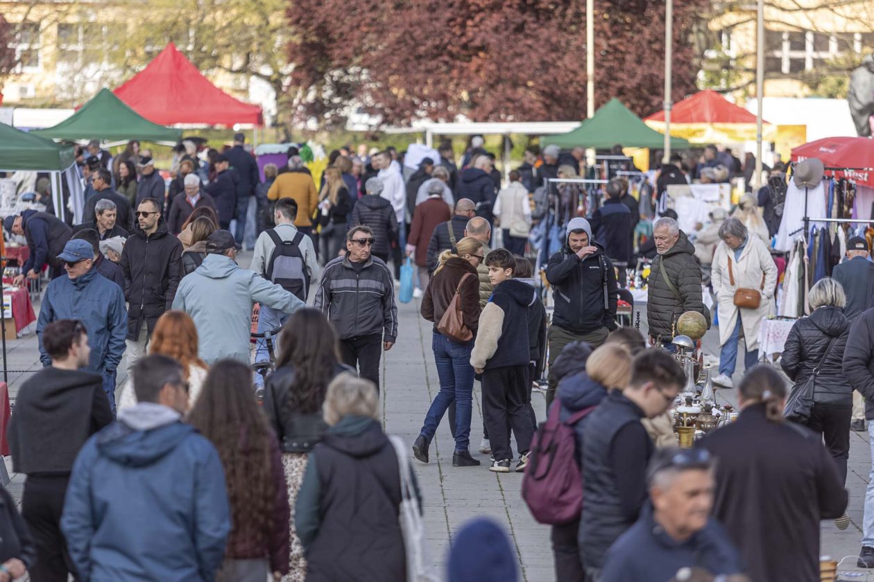 Sajam antikviteta i kerovci_11_04_SiB_HR-10 Sajam antikviteta i kerovci_11_04_SiB_HR-10