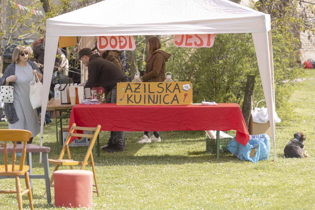 Sajam antikviteta i kerovci_11_04_SiB_HR-55 Sajam antikviteta i kerovci_11_04_SiB_HR-55