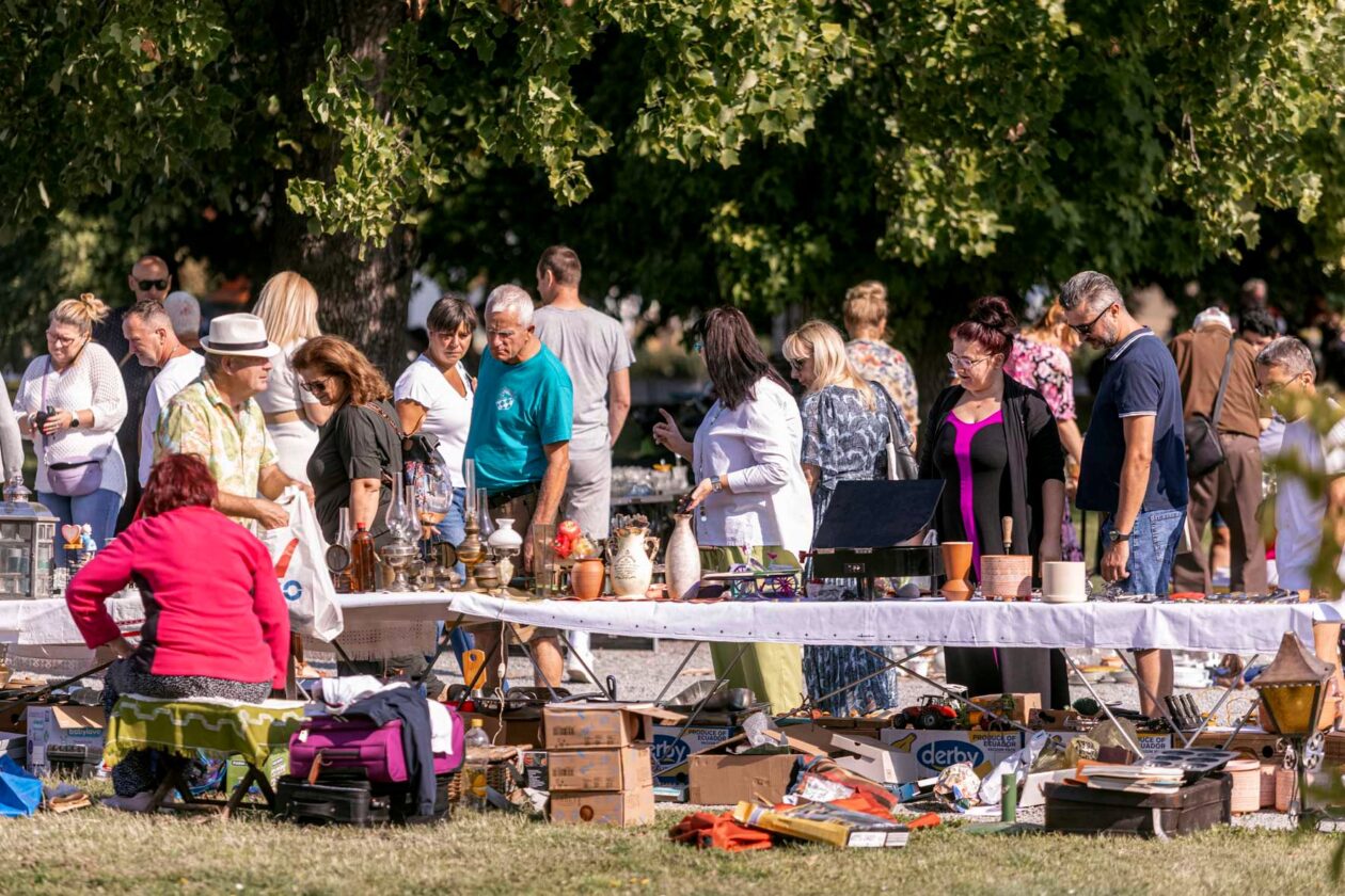 Sajam antikviteta, rujan 2025. Sajam antikviteta, rujan 2025.