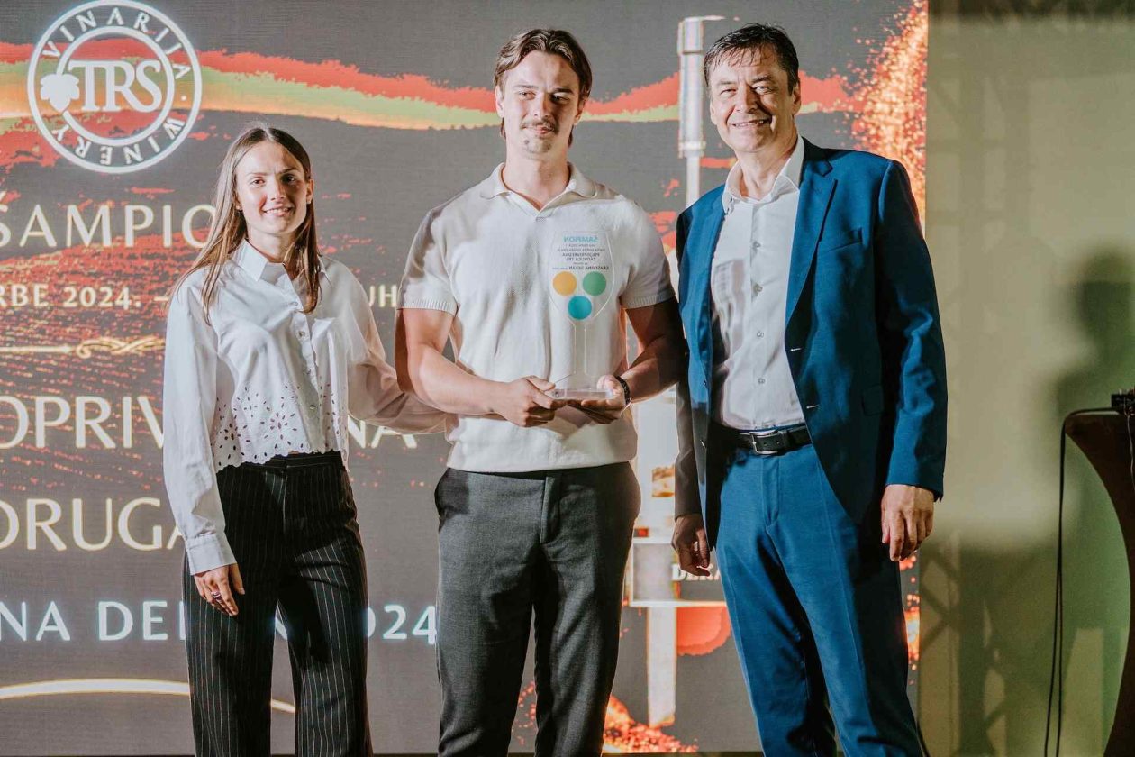 Šampion berbe 2024. i starija godišta – Poljoprivredna zadruga Trs Šampion berbe 2024. i starija godišta – Poljoprivredna zadruga Trs