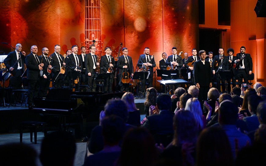 Tamburaški orkestar HRT-a, Matija Fortuna_foto Renato Branđolica Tamburaški orkestar HRT-a, Matija Fortuna_foto Renato Branđolica