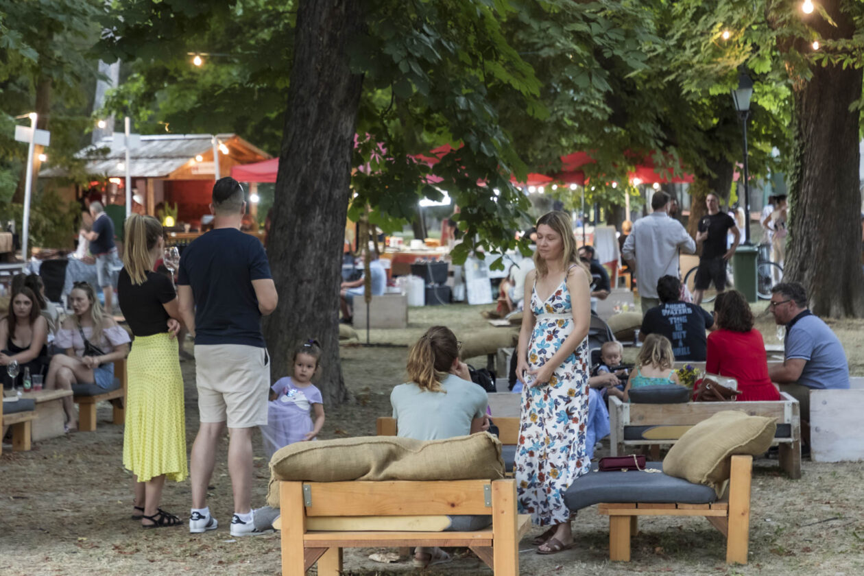 Večer vina i umjetnosti – srpanj 2025.