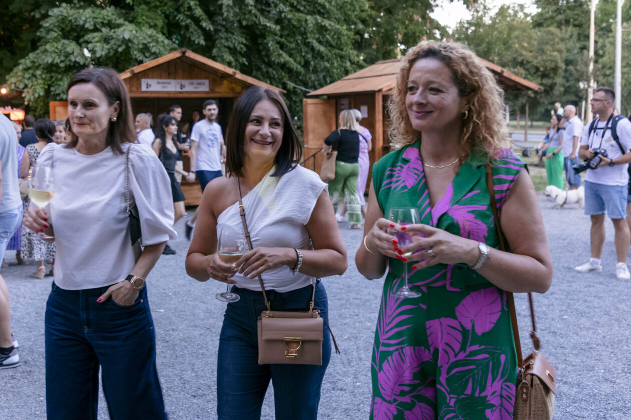 Večer vina i umjetnosti – srpanj 2025.