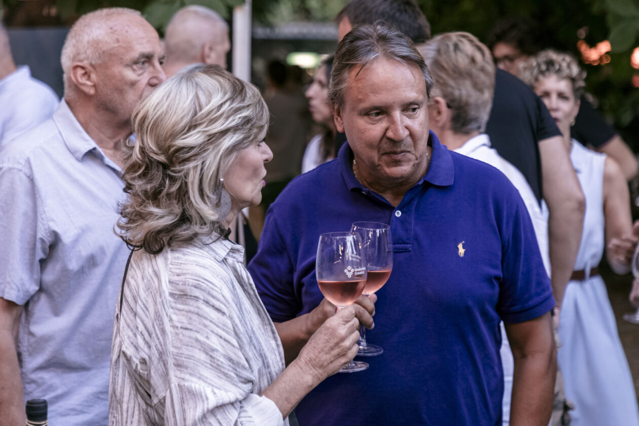 Večer vina i umjetnosti – srpanj 2025.