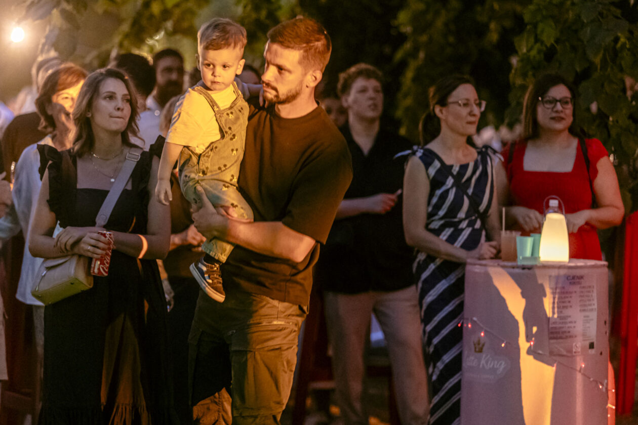 Večer vina i umjetnosti – srpanj 2025.
